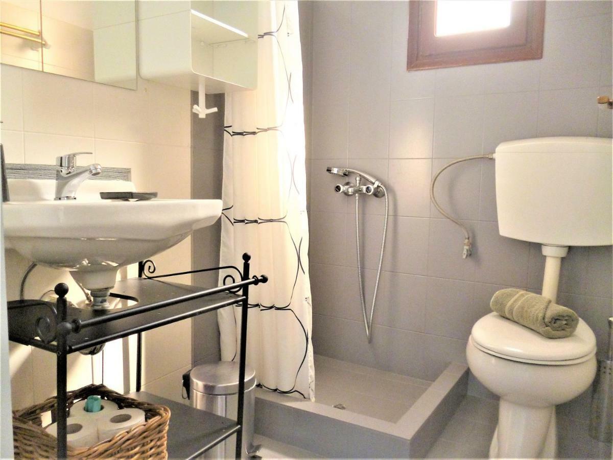 Olympian-apartments Apartment *